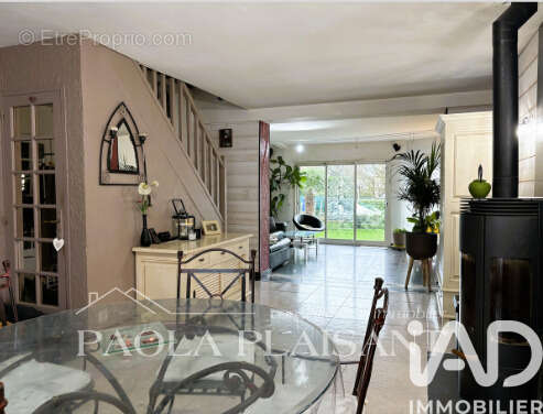 Photo 2 - Maison à MITRY-MORY