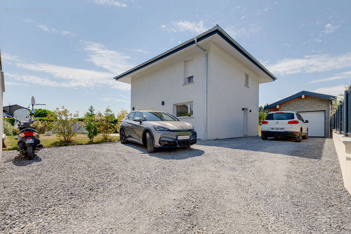 Maison à EXCENEVEX