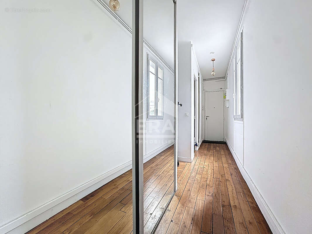 Appartement à PARIS-12E