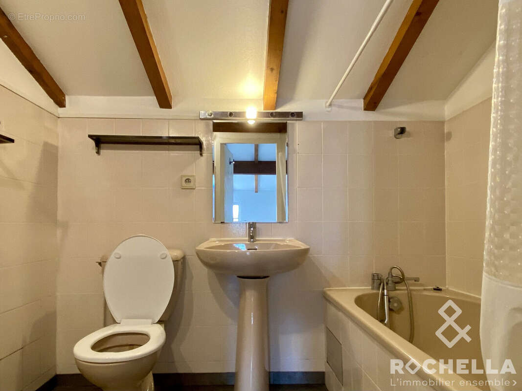 Appartement 39 m² à Rochefort  - photo 5