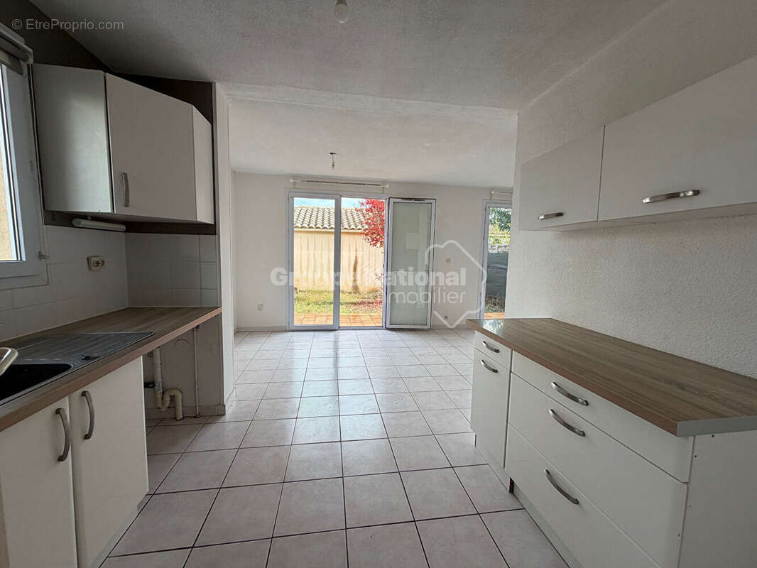 Appartement à CALVISSON