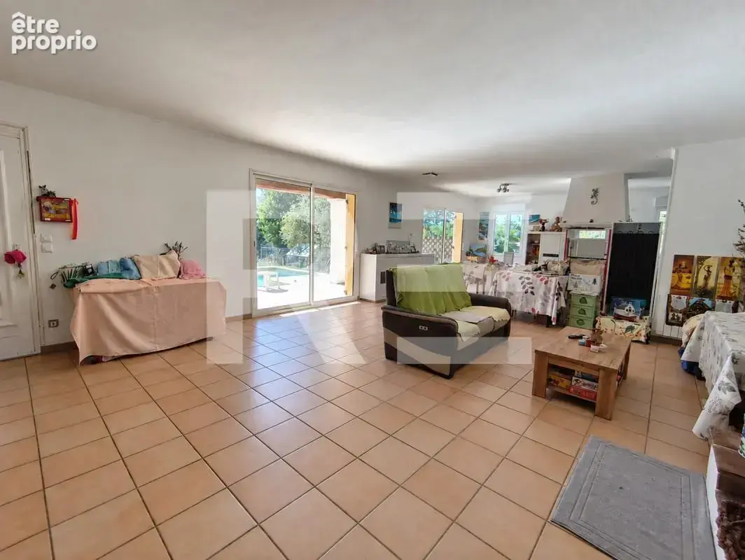 Maison de plain-pied 125m2 - parcelle 1300m2- piscine et garage - photo 3