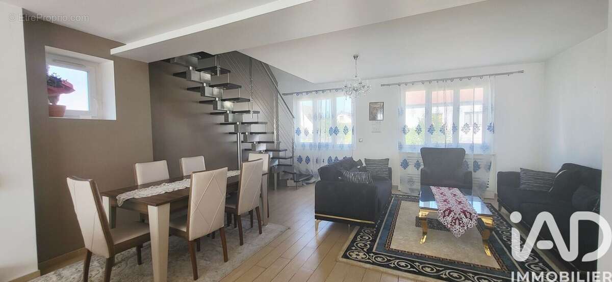 Photo 4 - Maison à VILLEPARISIS