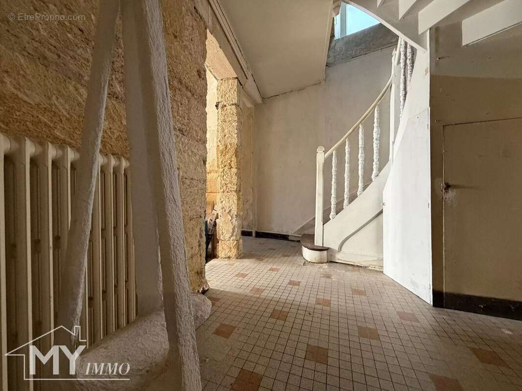Maison à CASTILLON-LA-BATAILLE
