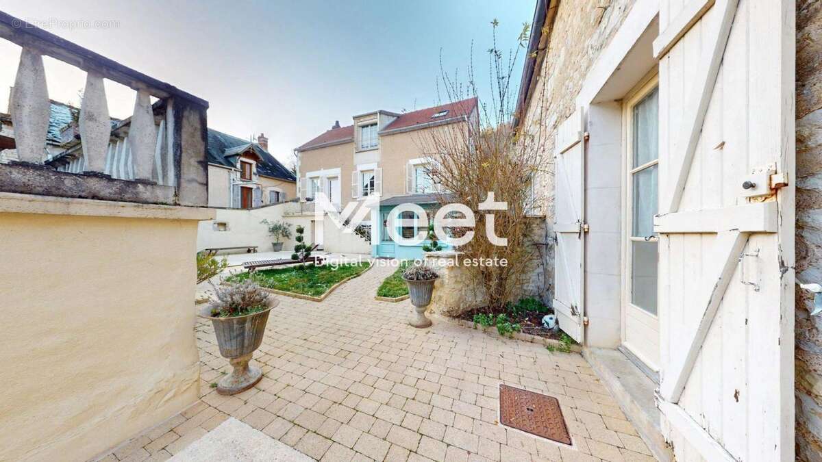 Maison à CHABLIS