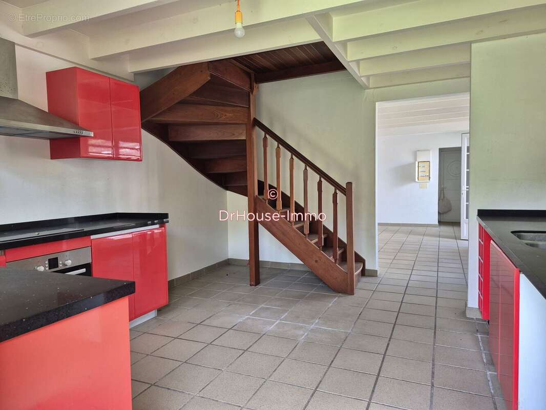 Maison 90 m² à Les Trois-Ilets  - photo 8