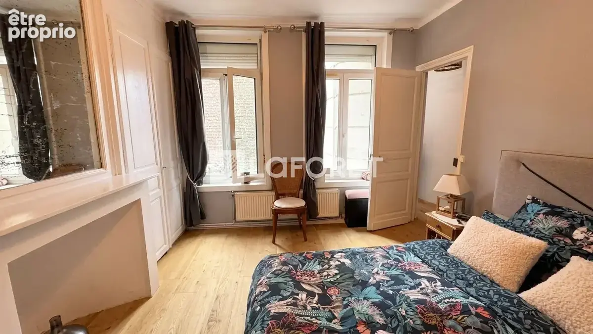 Appartement Lille 5 pièce(s) 115 m2 - photo 4