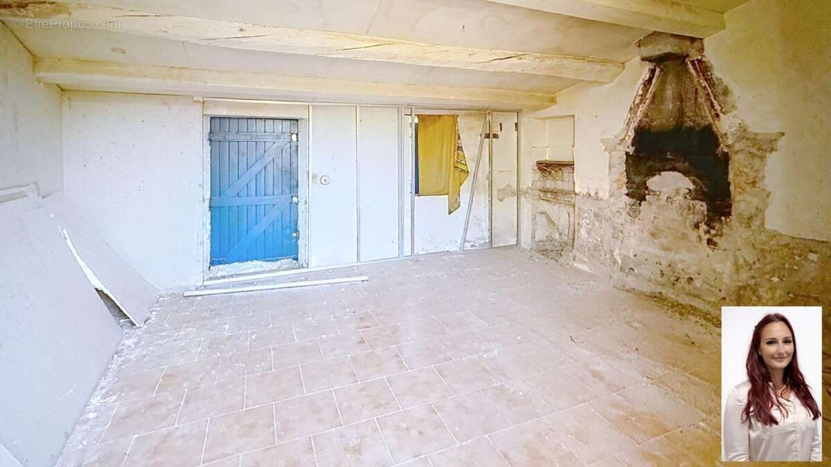 Terrain Constructible et viabilisé Salernes 1300 m2 avec cabanon cadastré - photo 5