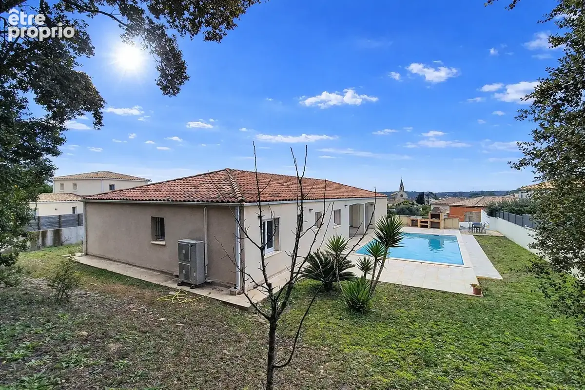 À vendre   Villa de plain-pied avec appartement T2  piscine et grand sous-sol   Saint-Sériès (34400, - photo 4