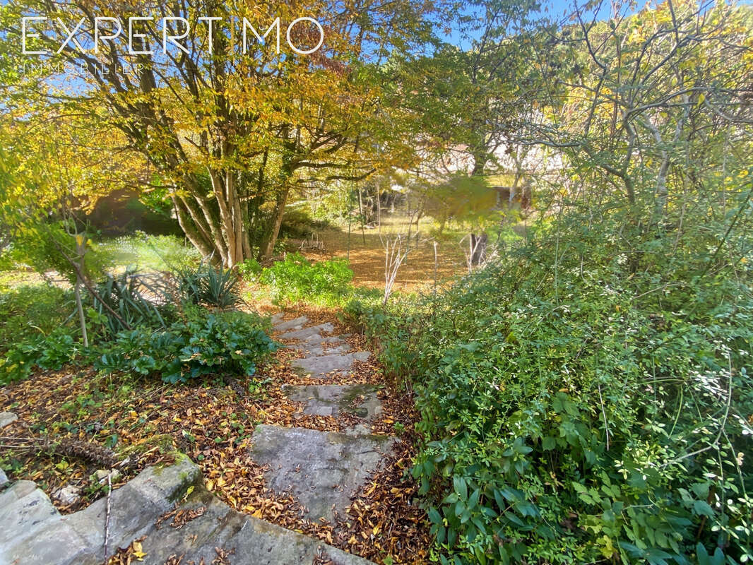 Maison à CHALO-SAINT-MARS