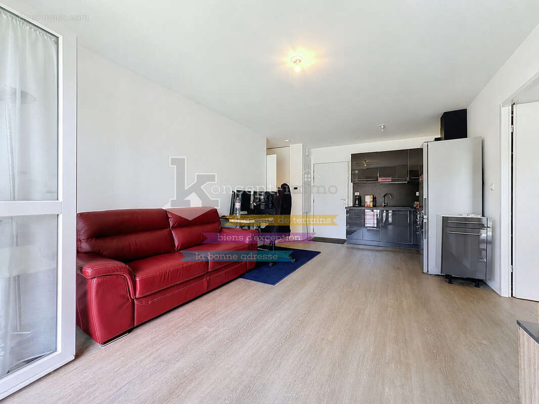 Appartement 40 m² à Clermont  - photo 3