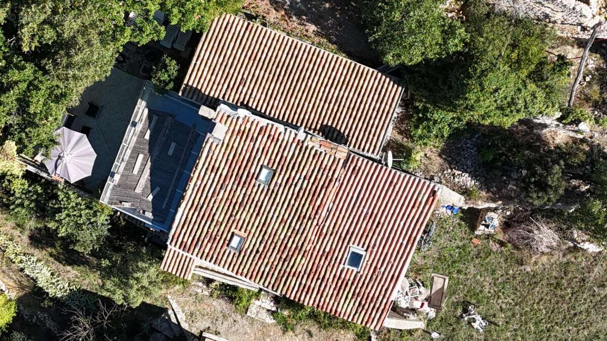 Maison à ESPARRON-DE-VERDON