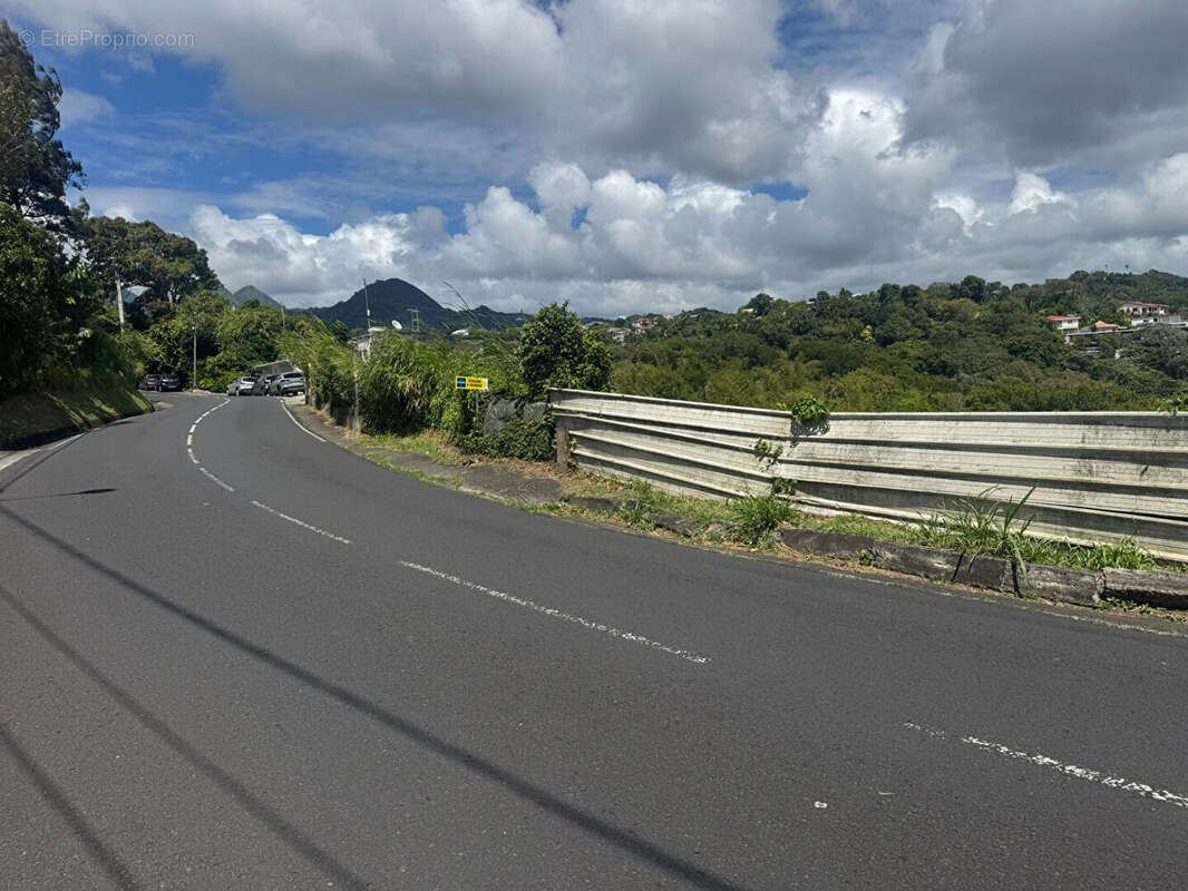 Terrain à FORT-DE-FRANCE