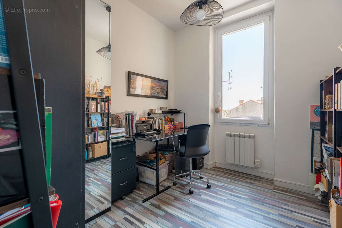 Appartement à MARSEILLE-16E