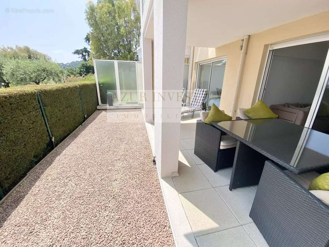 Appartement à ROQUEBRUNE-CAP-MARTIN