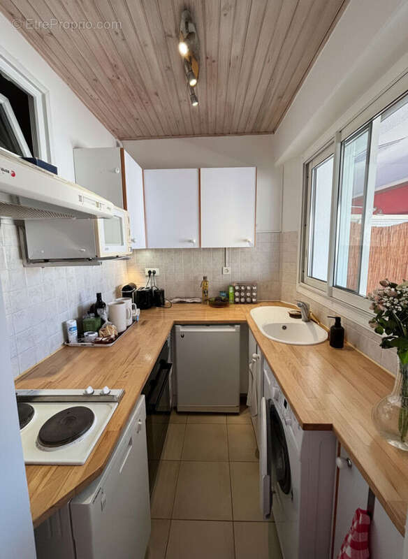 Studio Cannes 1 pièce 28 m2 avec une grande terrasse. - photo 3