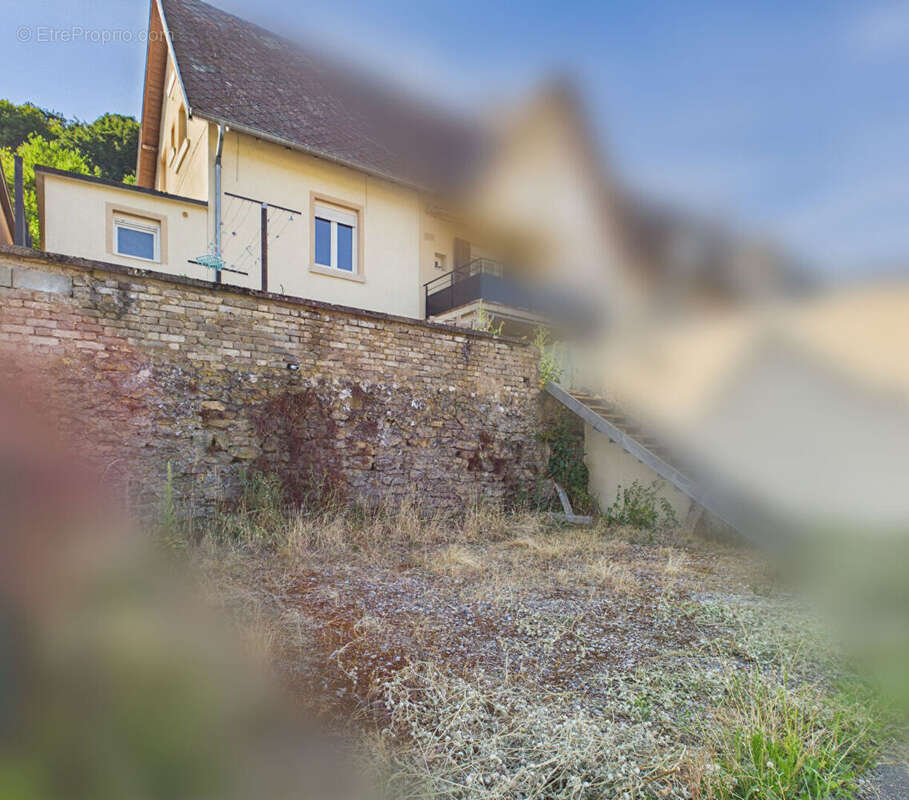 Maison à ALGRANGE