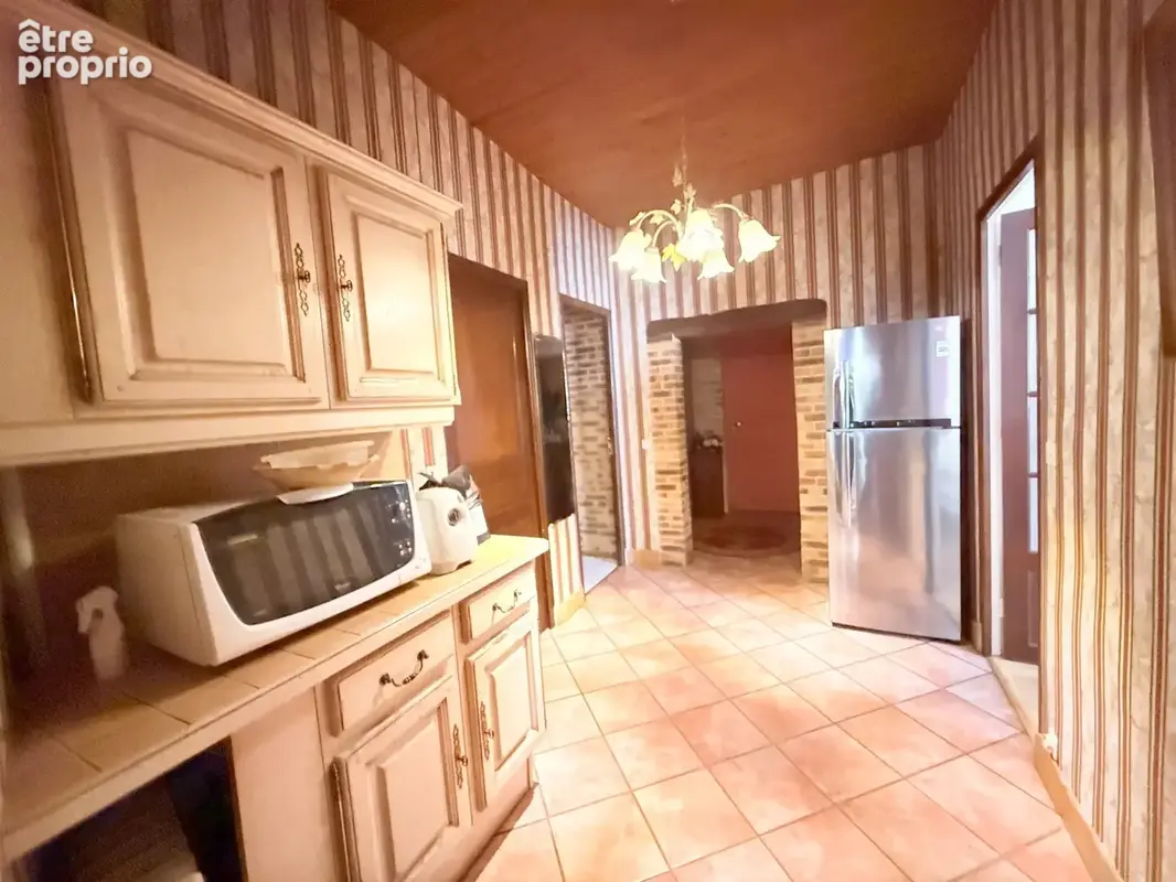 Maison 9 pièces 117 m² à vendre à Houdan (78550) - photo 4