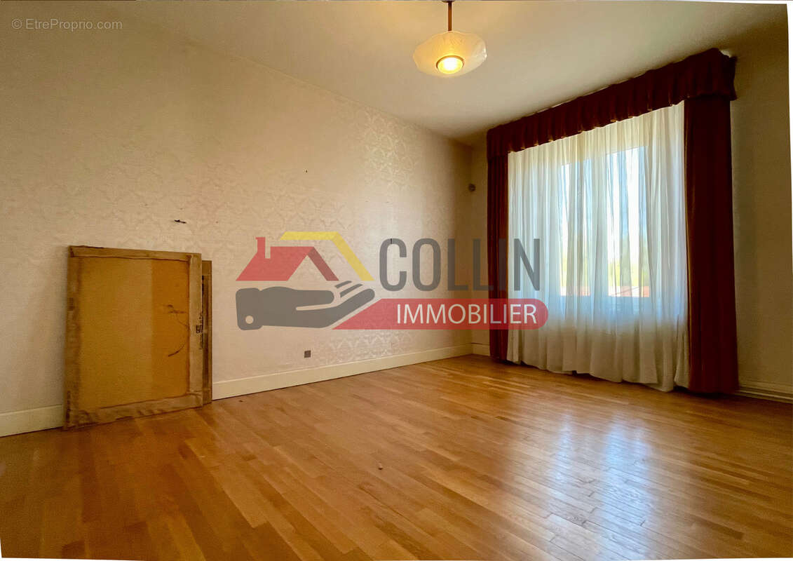 Maison à ROSIERES-AUX-SALINES