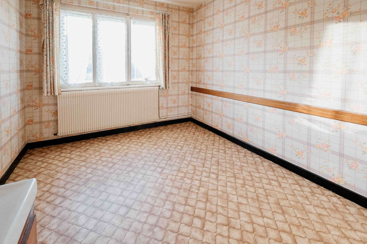 Maison à LA LONGEVILLE