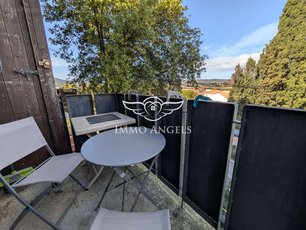 Appartement à VIC-LA-GARDIOLE