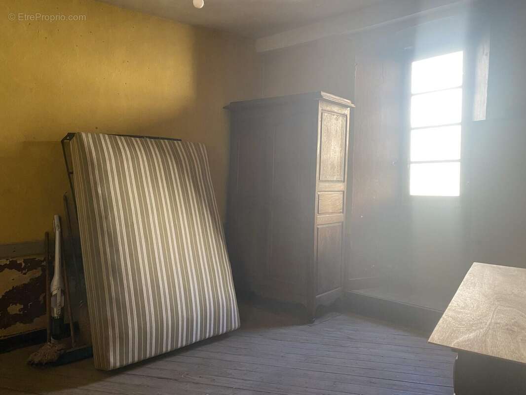 Maison 164 m² à Eymoutiers  - photo 6