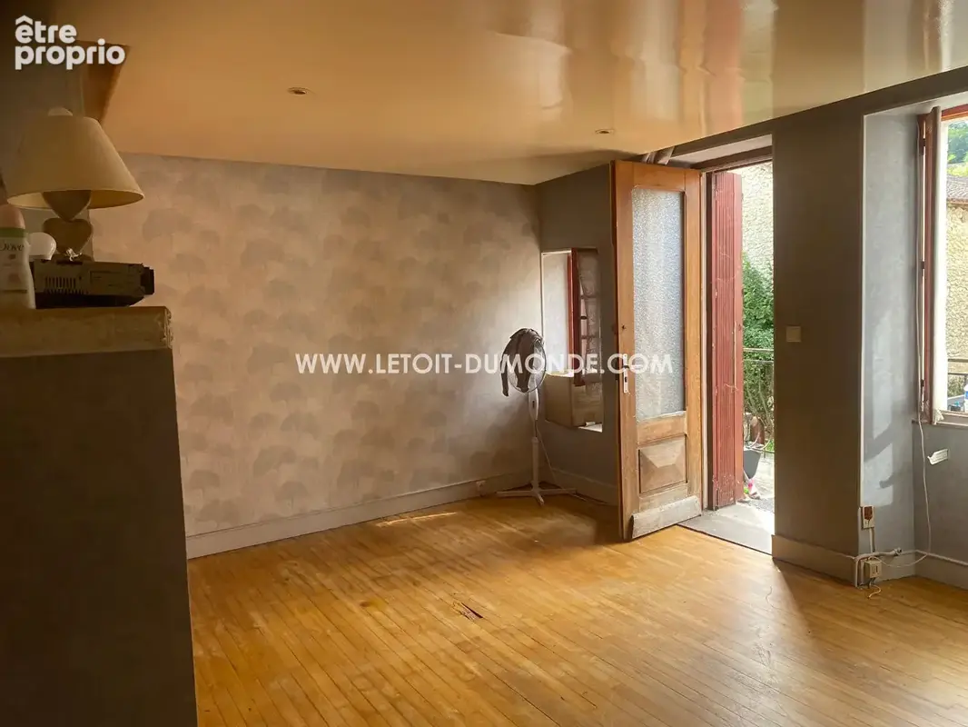 Maison avec une grange et un jardin à 5 min de Ribérac.. - photo 6