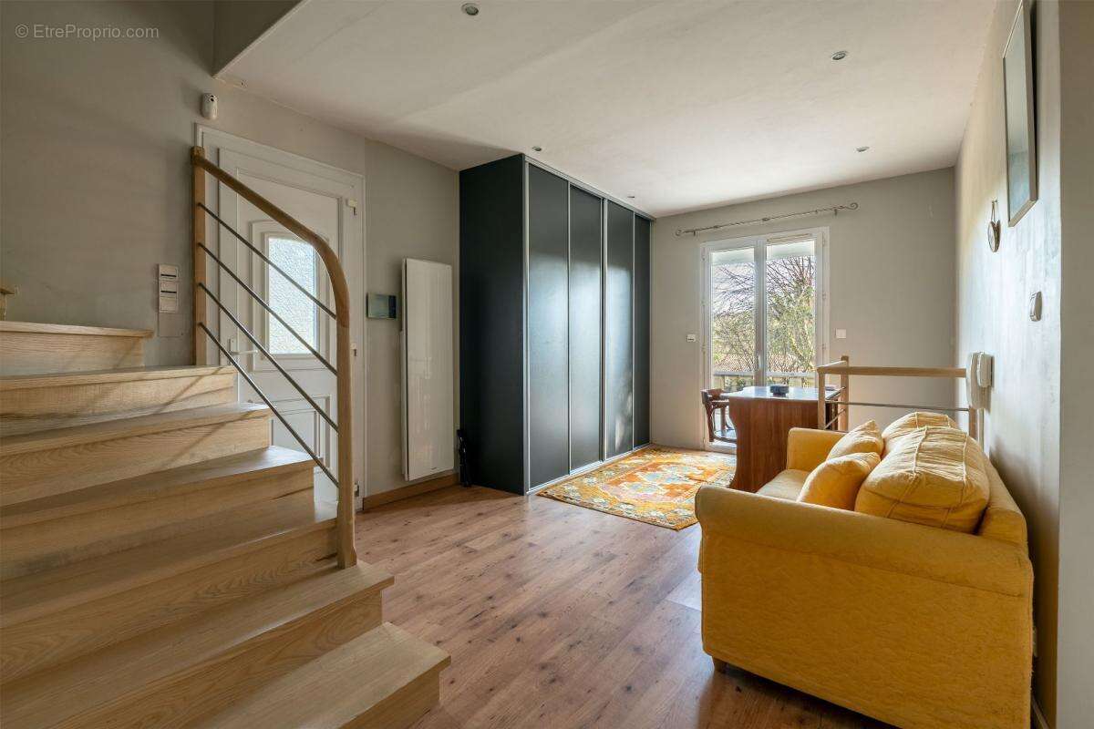 Maison à COULOUNIEIX-CHAMIERS