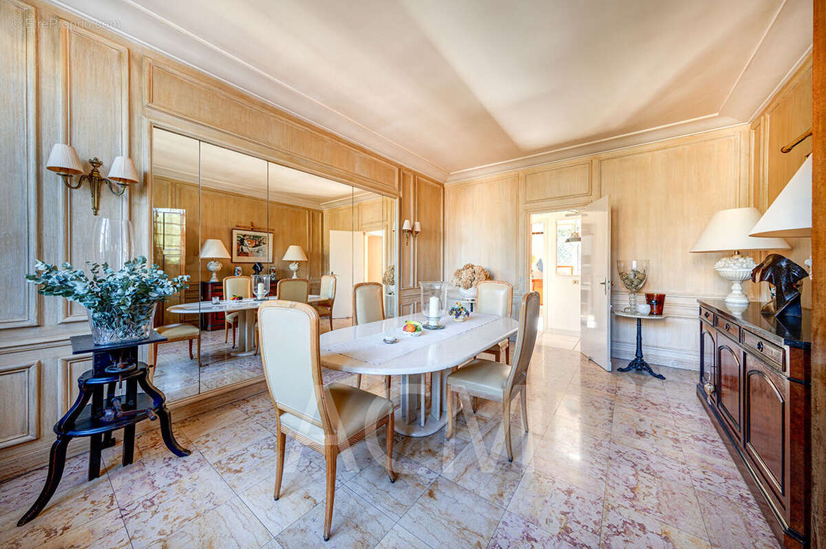 Maison à MAISONS-LAFFITTE