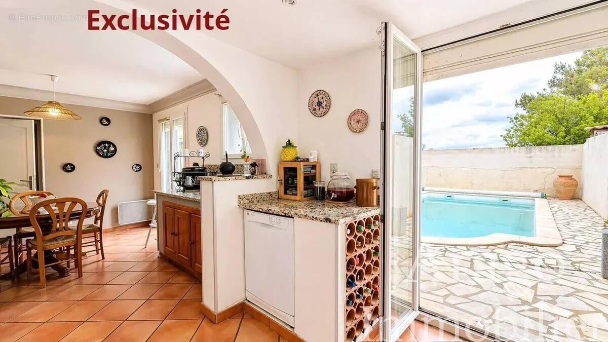 Maison à PEYRESTORTES