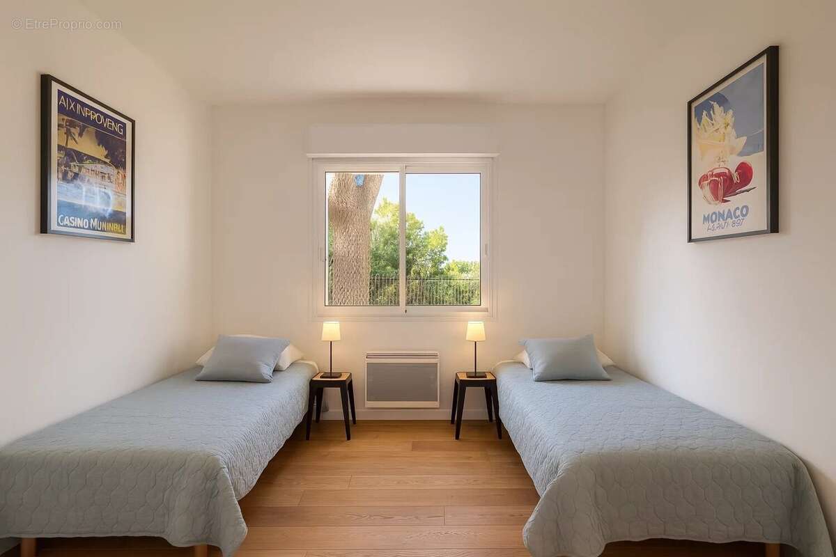 Maison à HYERES