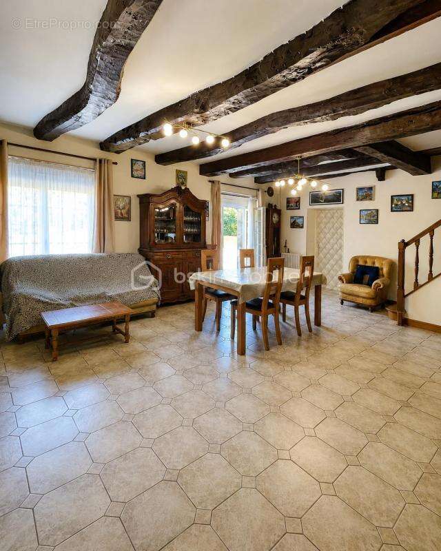 Élégante maison en pierre de 146 m² à Saint-Malo - photo 12