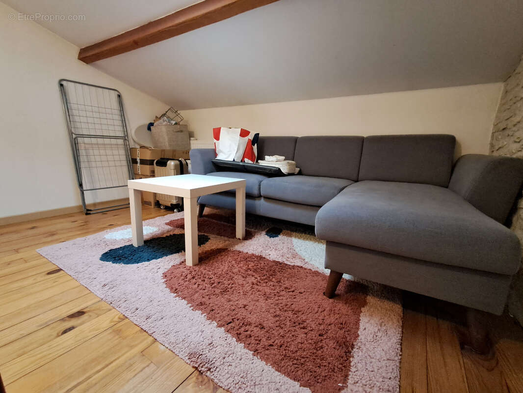 Maison à NEUVILLE-DE-POITOU