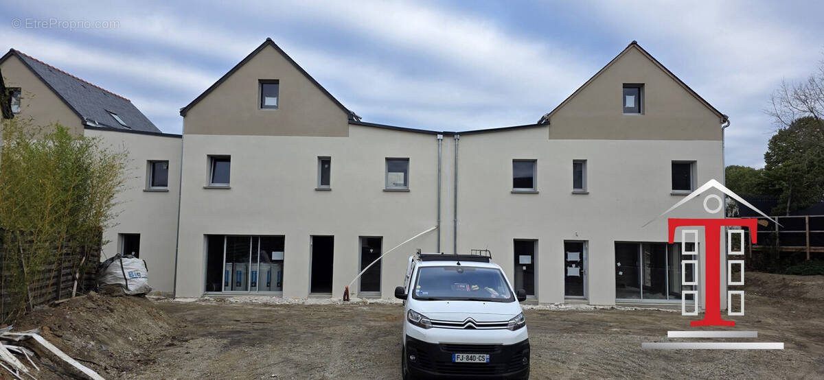 Maison à LES PONTS-DE-CE