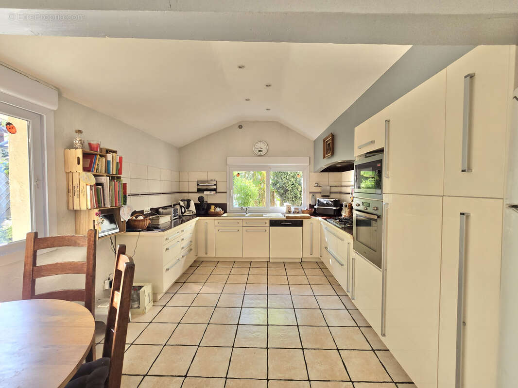 Maison à SAINT-DIDIER-SUR-CHALARONNE