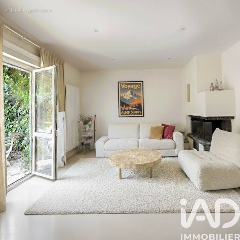 Photo 1 - Maison à SEVRES