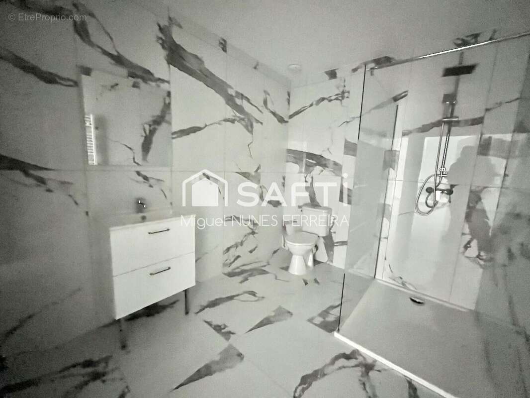 Photo 9 - Maison à OISSEL