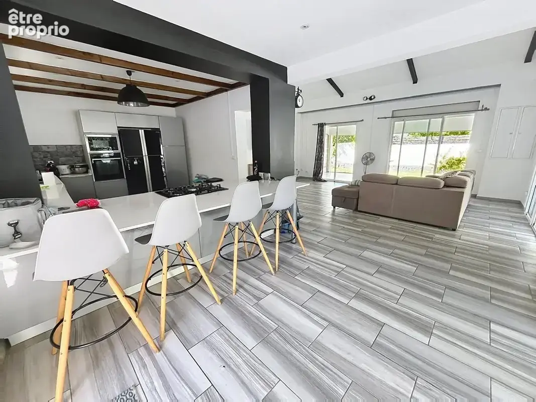 Maison 155 m² à Saint-Paul  - photo 6