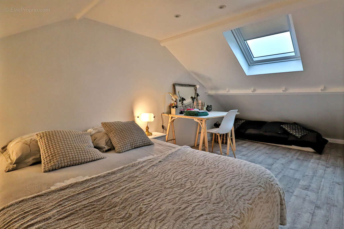 Maison à SAINTE-SAVINE