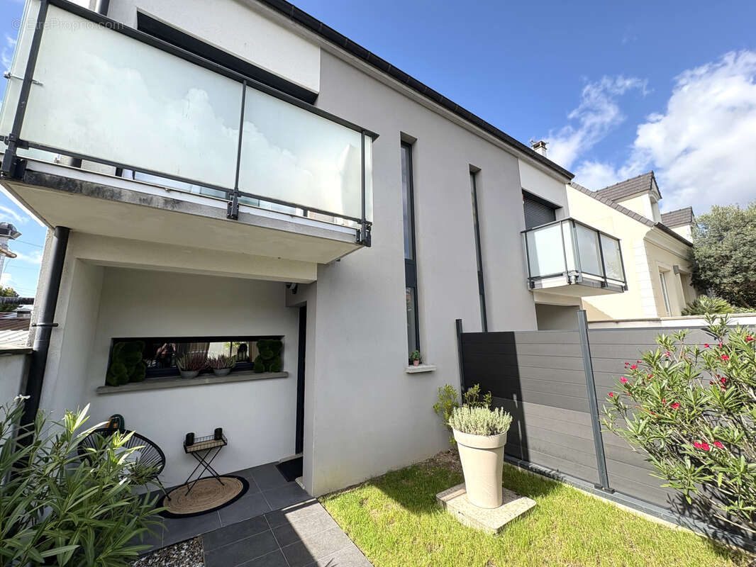 Maison à ORMESSON-SUR-MARNE