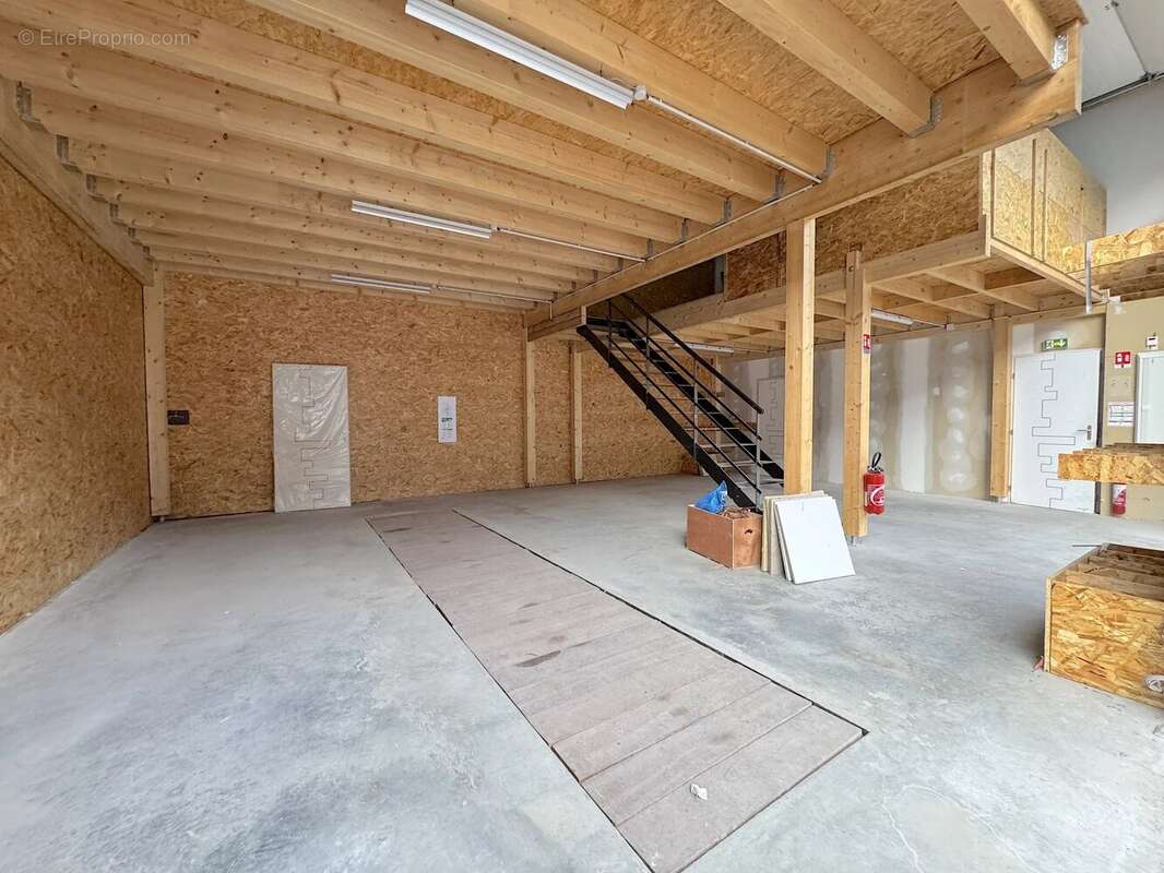 Local - entrepot - photo 4