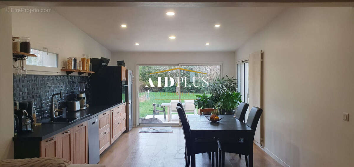 Maison à SAINT-LEU-LA-FORET