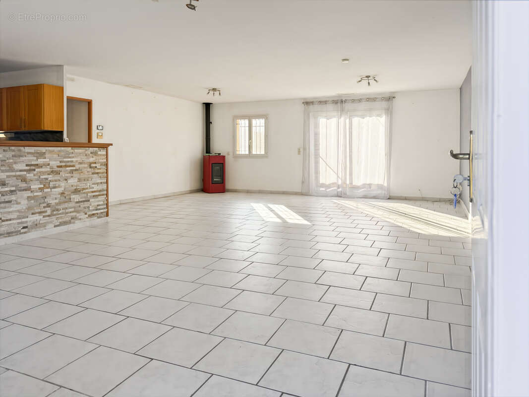 Maison à SAINT-PRIVAT