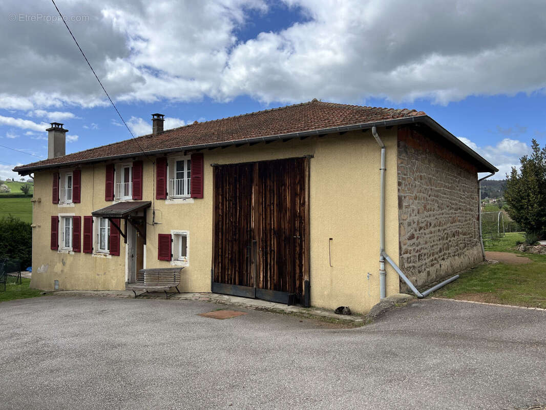 Photo 2 - Maison à COURS-LA-VILLE