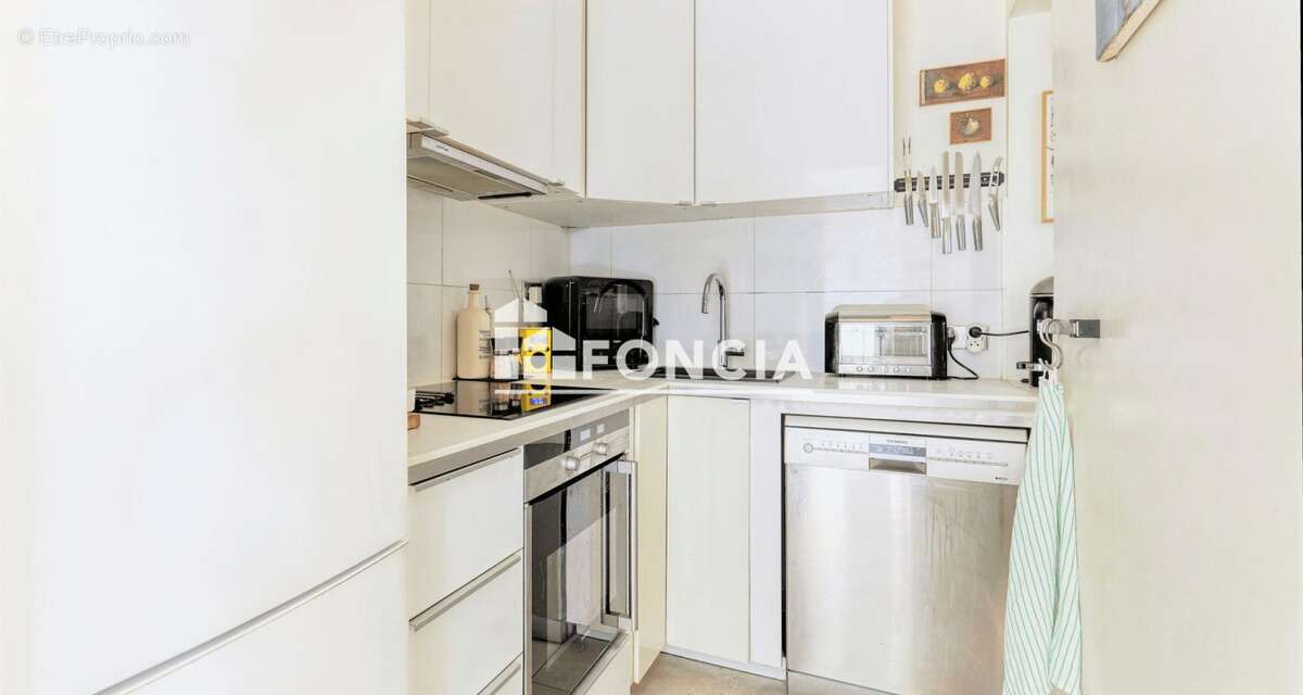Appartement à PARIS-3E