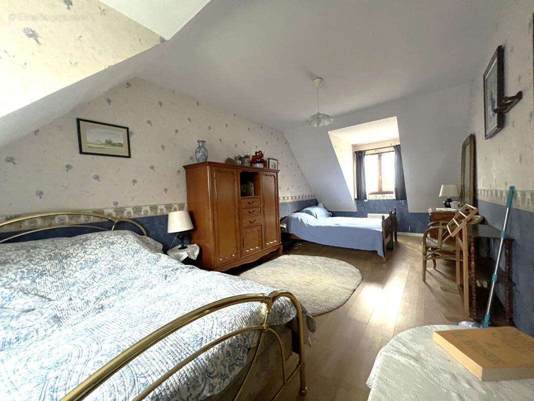 Maison à THOIRY