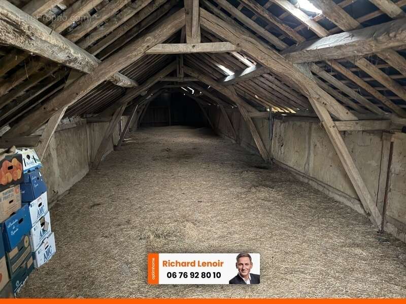 Maison à CORMEILLES