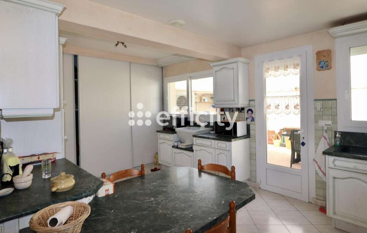 Maison à MESCHERS-SUR-GIRONDE