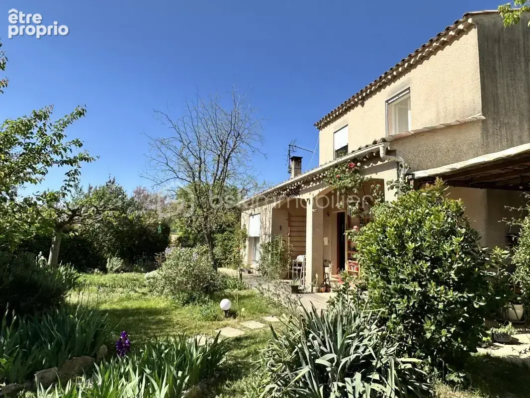 Chambarel - Maison sur une parcelle de 650 m2 avec piscine hors sol - photo 1
