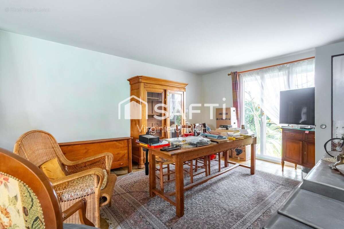 Photo 2 - Maison à ELANCOURT